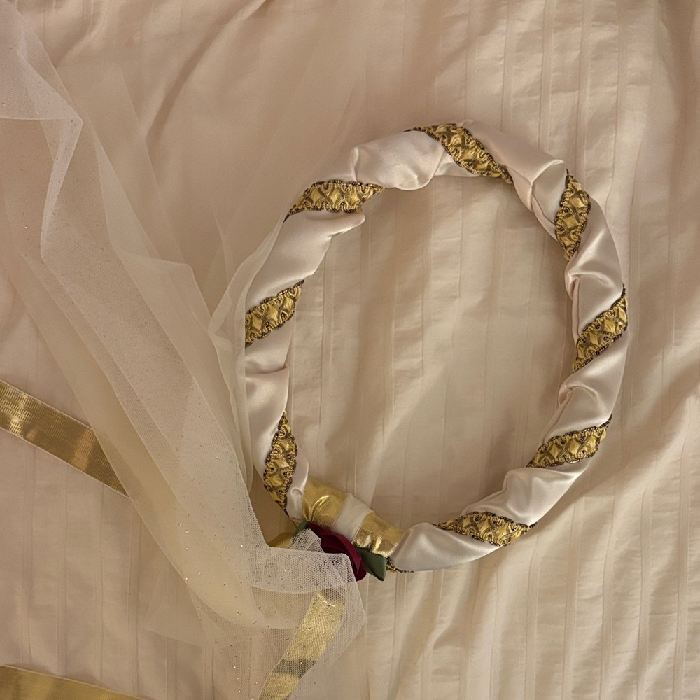 Elegant White and Gold Headband